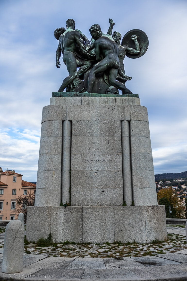 Monumento ai Caduti in Trieste, Italy Monumento ai Caduti in Trieste, Italy