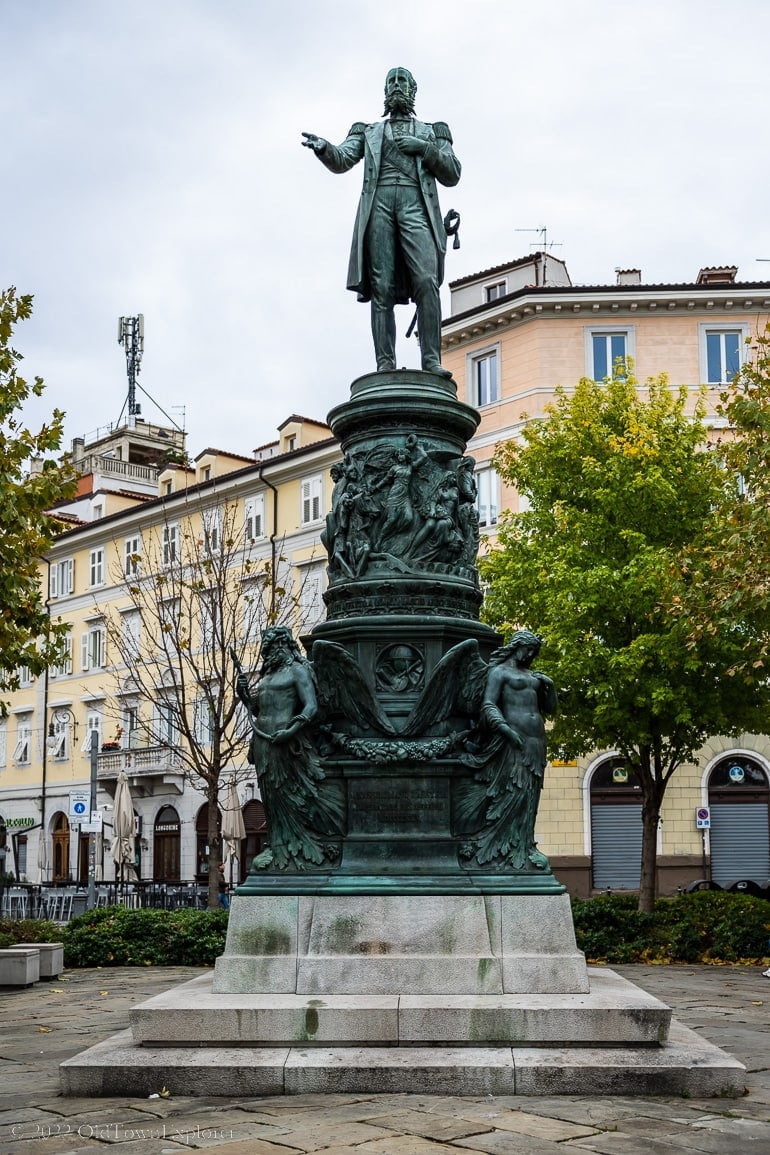 Statua Massimiliano d’Austria Imperatore del Messico in Trieste, Italy Statua Massimiliano d’Austria Imperatore del Messico in Trieste, Italy