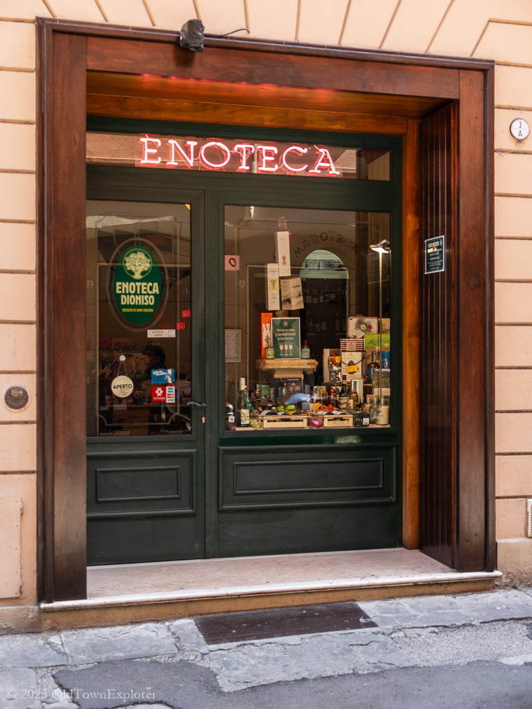 Enoteca Dioniso in Bologna, Italy Enoteca Dioniso in Bologna, Italy