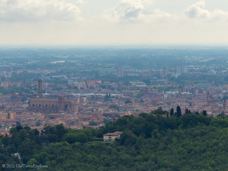 How to Get to the Sanctuary of Madonna di San Luca from Bologna