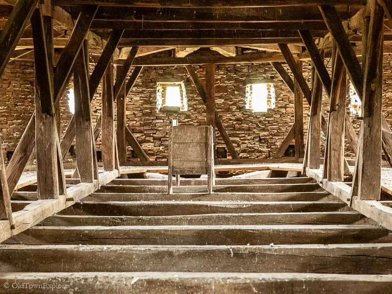 Cloasterf, Romania Cloasterf, Romania