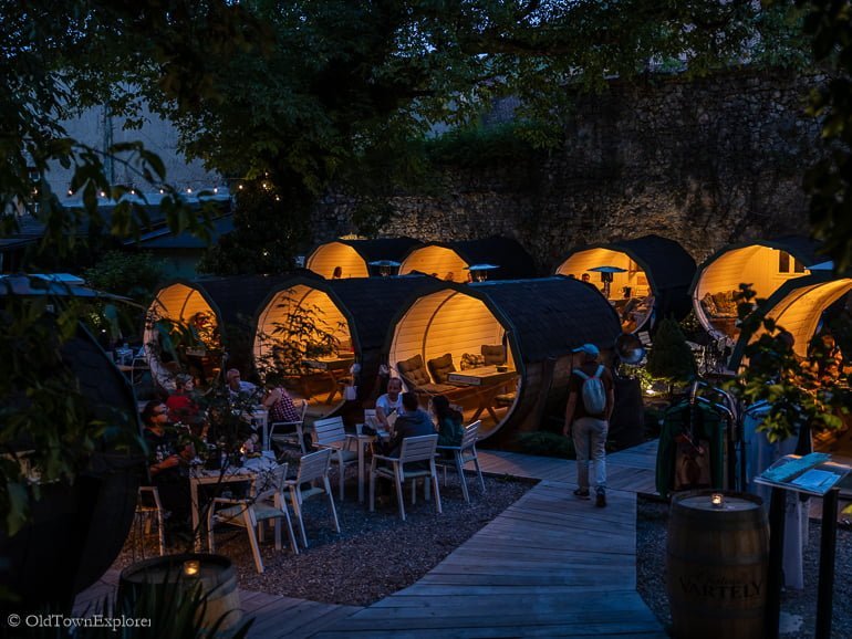 Juno's Wine Bar at Night in Brasov Romania Juno's Wine Bar at Night in Brasov Romania
