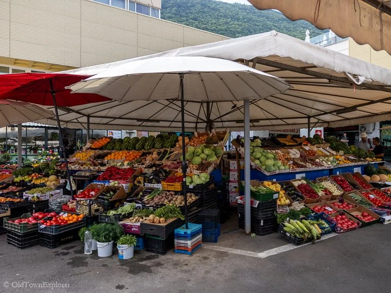 Star Market in Brasov Romania