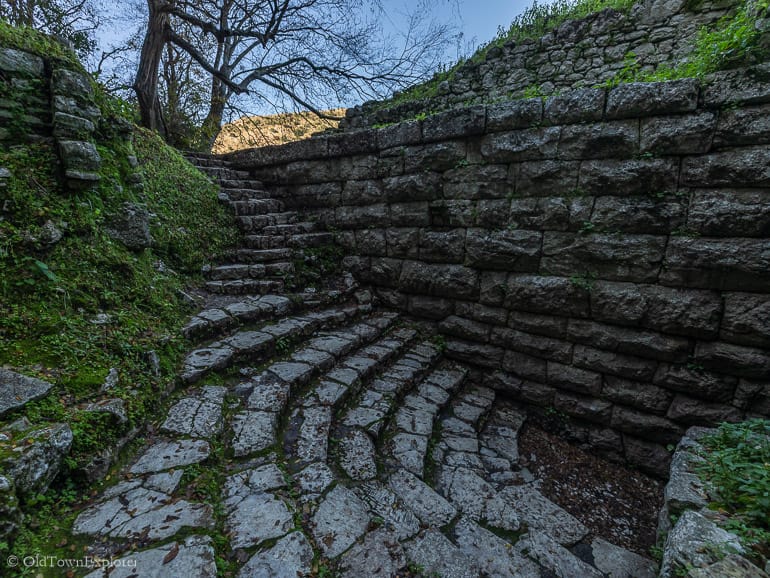 Junia Runfina's Well