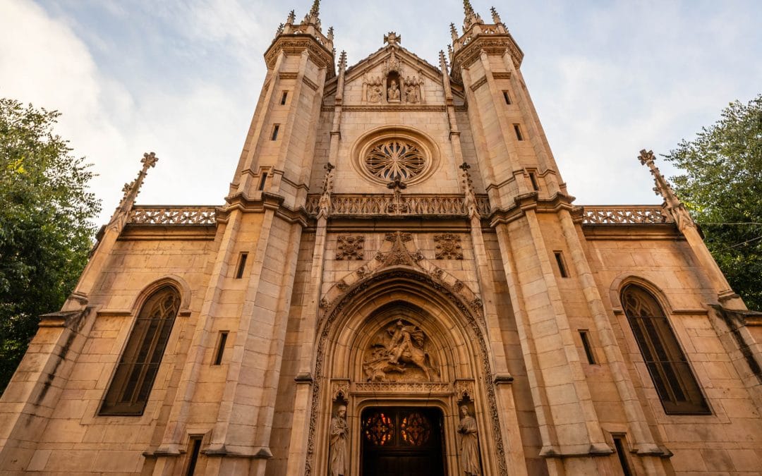 28 Pros and Cons of Living in Lyon, France