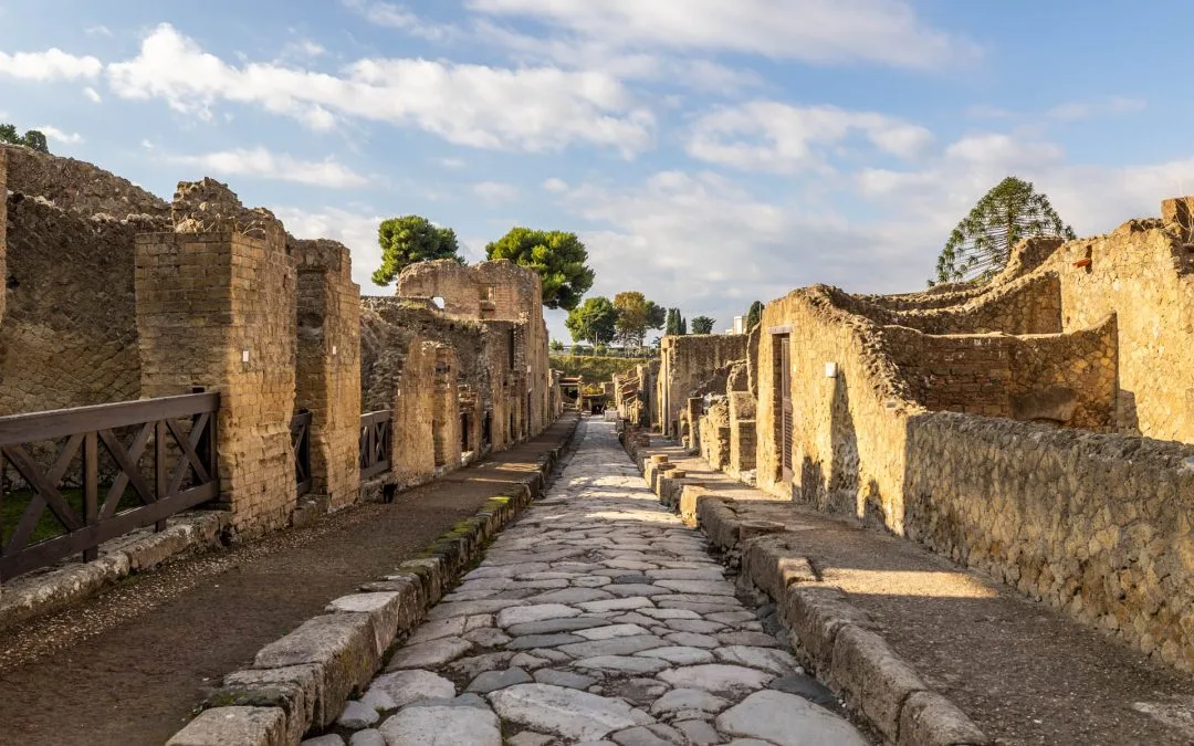 Explore Herculaneum Archaeological Park