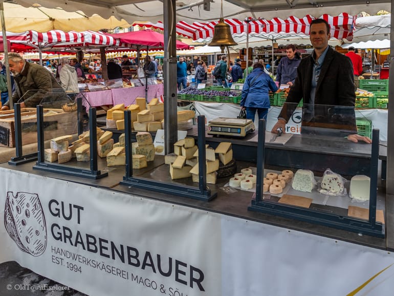 Bauernmarkt Kaiser-Josef-Platz in Graz, Austria