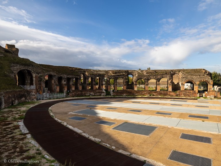 Amphitheatre in Capua, Italy Amphitheatre in Capua, Italy