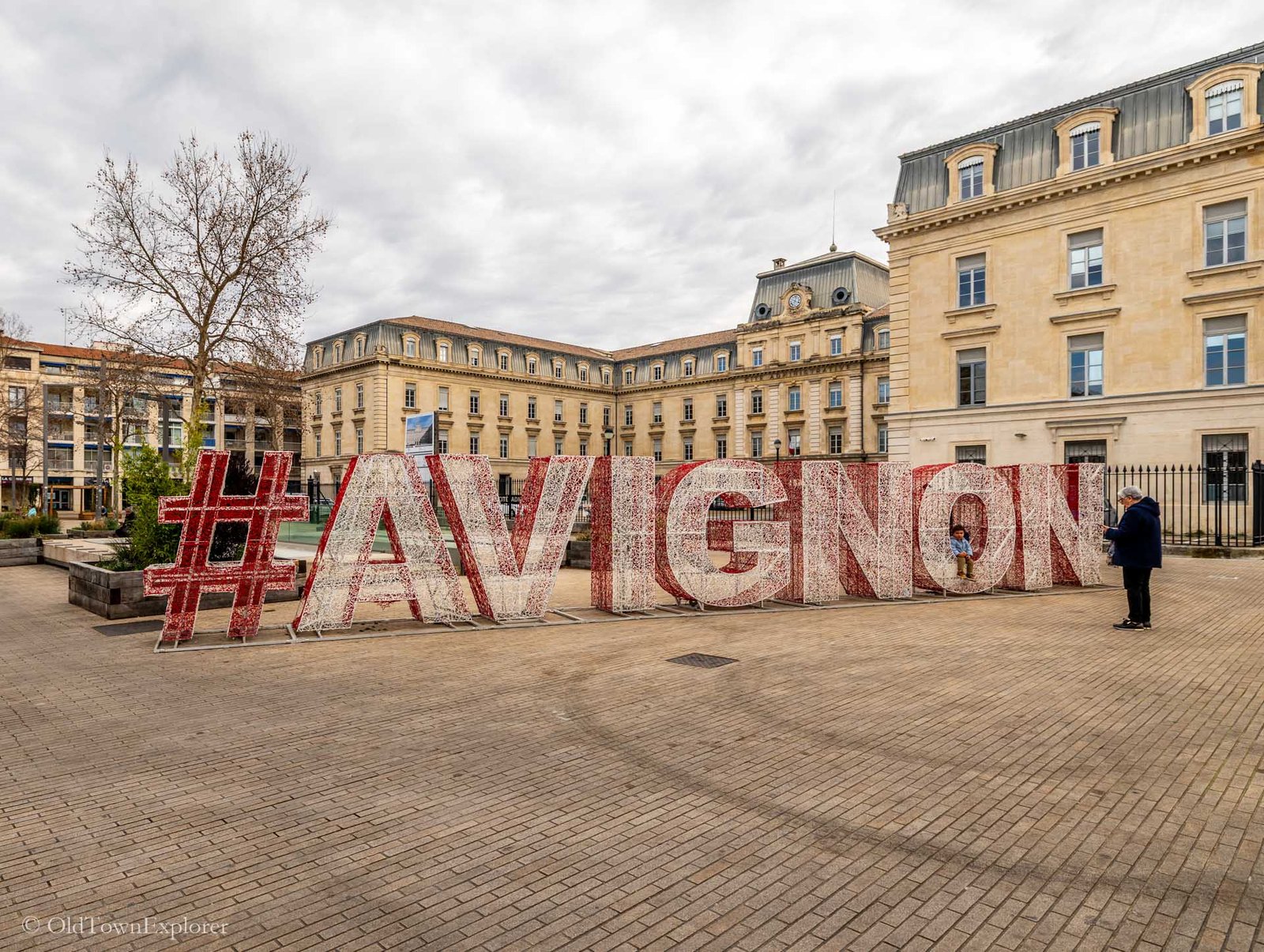 Living in Avignon, France